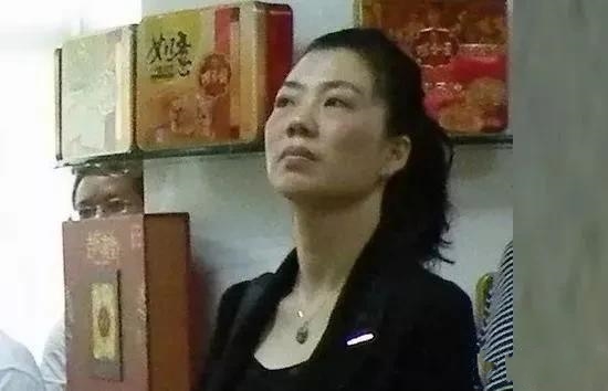 48qݵŮӴkΣ(qun)ɫסXɫף۸gWvC