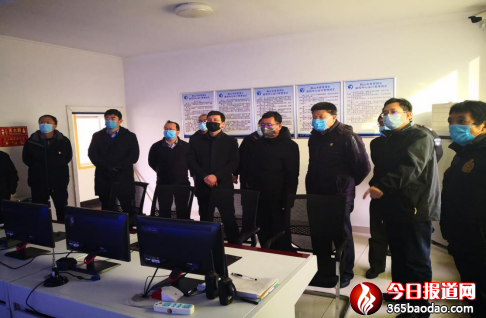 2.18 濟南市紀委環保聯合督導疫情期間醫療廢物、廢水監管及飲用水源地保護工作監管工作440.png