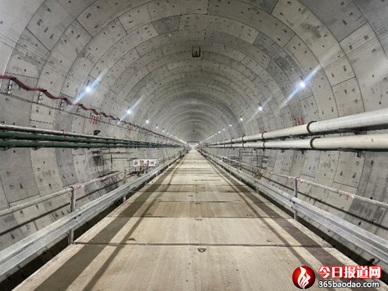 老兵走基層看發(fā)展 新人創(chuàng)偉業(yè)江底鉆1380.png