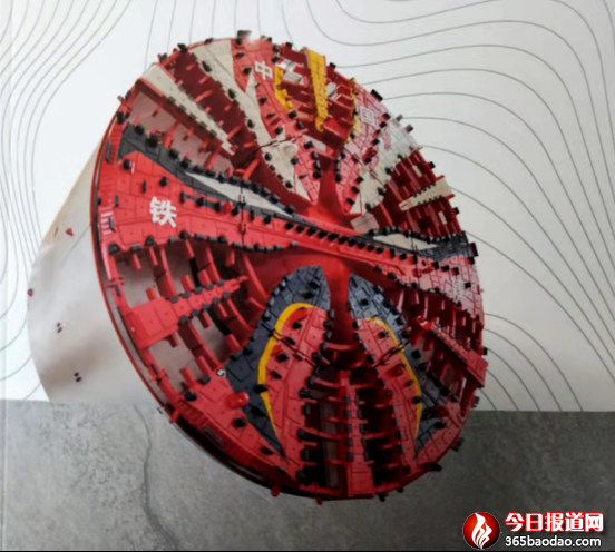 老兵走基層看發(fā)展 新人創(chuàng)偉業(yè)江底鉆2254.png