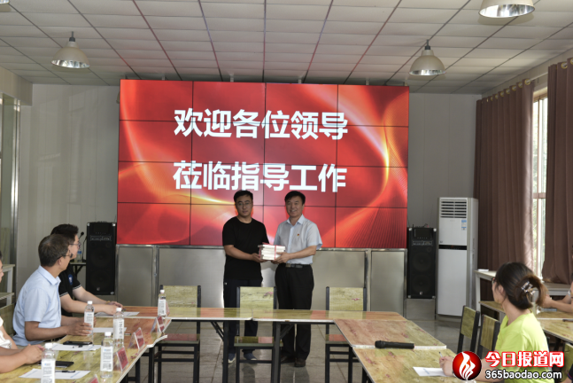 1_山東科技大學師生共赴萊西 感受十年涅槃驚艷“蝶變”1372.png