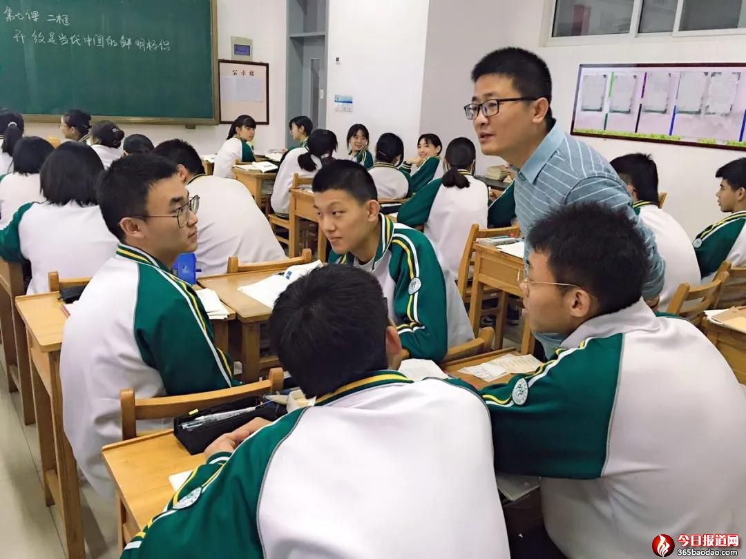 ܸ硱@н̎@ȫ˼n̎PIչʾһȪ