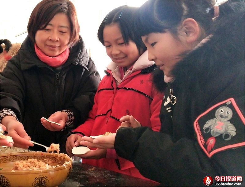 4小年不孤單學習包餃子 (1).jpg
