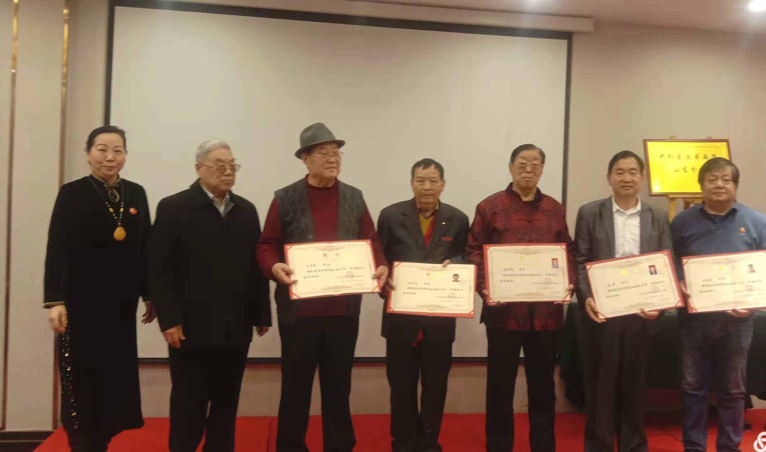 ԳĻţЃ⣺⽻Ժɽ|ԺڝϽ