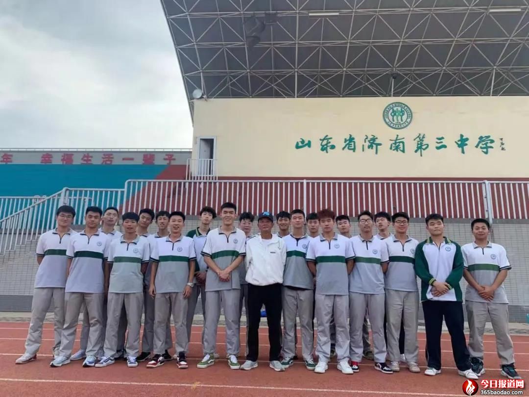 ȫʡһ2021ͨߵȌWУwIԇͻ