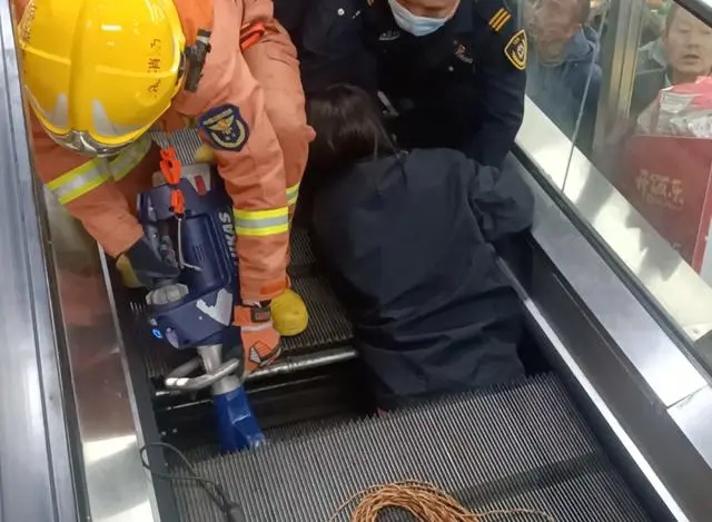 ϺһԄӷݹŮ°룬Ҍ°l